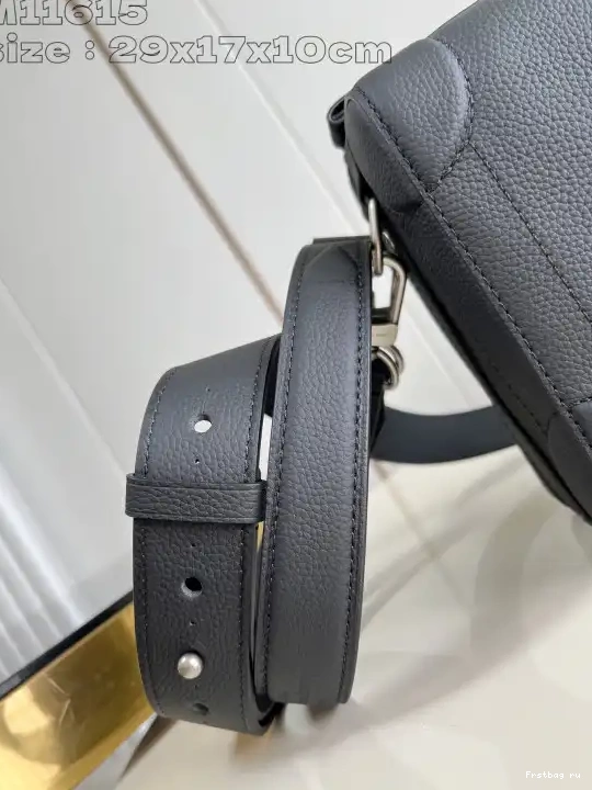 Frstbag ru East West-29*17.5*10CM Soul Trunk LOUIS VUITTON 0505